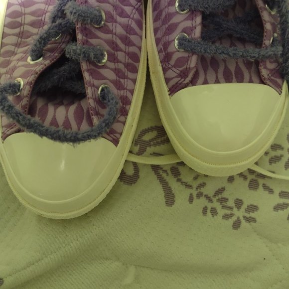 Converse sneakers 12 - Picture 8 of 16